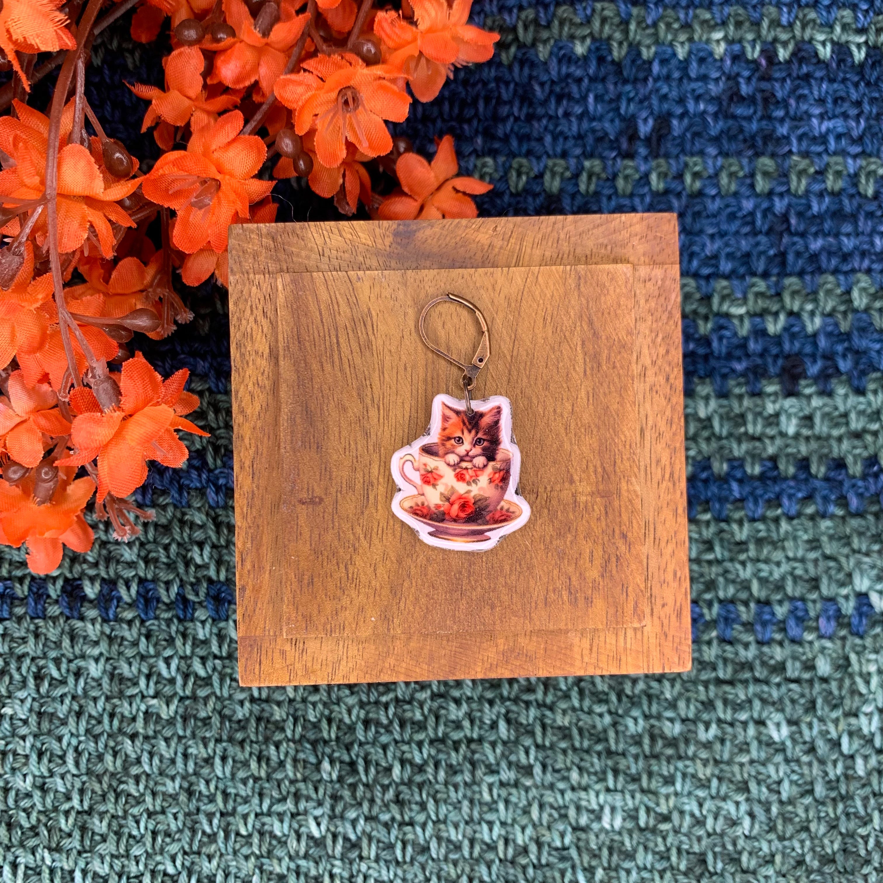 Teacup Cat Stitch Marker